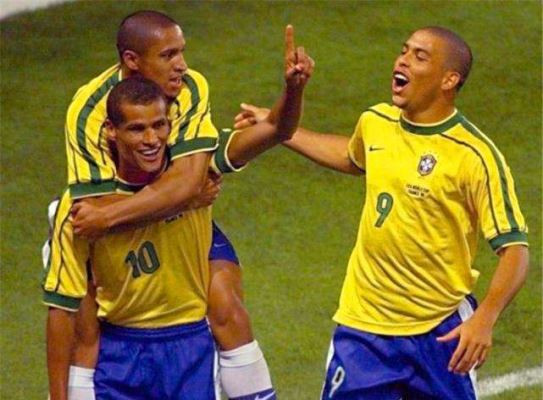 巴西球队视频直播,切尔西,西汉姆联,世界杯,巴西国家队  