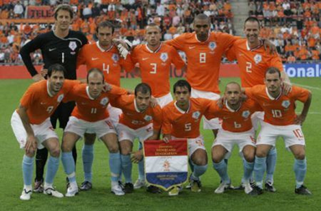 荷兰队足球直播,门兴,美因茨,世界杯  