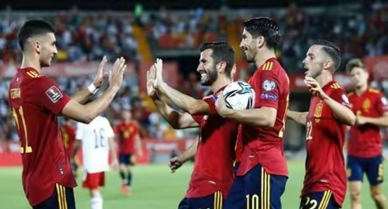 西班牙国家的,西班牙世界杯,不败纪录,晋级小组赛,大力神杯  