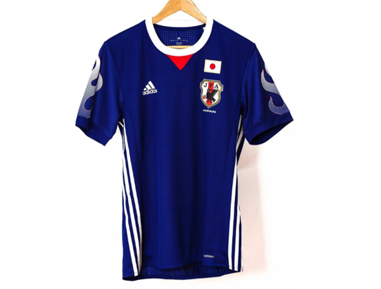 日本国家队球衣,日本世界杯,卡塔尔世界杯,日本队球衣,世界杯球衣样式  