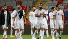 伊朗国家队主场占优势,在世界杯赛场上取得辉煌成绩