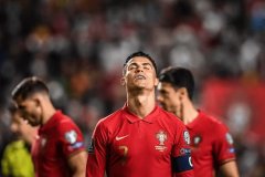 葡萄牙国家队世界杯预选赛对阵卢森堡，C罗被怀疑偷了进球
