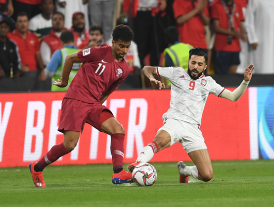 卡塔尔比赛扶摇直上，世界杯的赛场上再创昔日辉煌