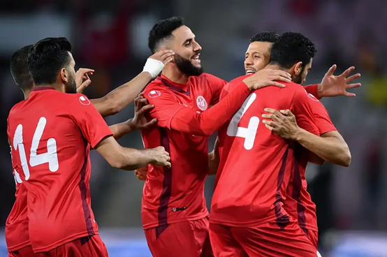 突尼斯足球队球迷,突尼斯世界杯,法国,丹麦,澳大利亚
