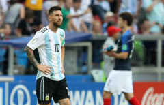 阿根廷足球队球迷充满激情，世界杯上将要扭转颓势