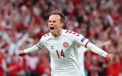 丹麦足球队比分预选赛8战8胜建立威望